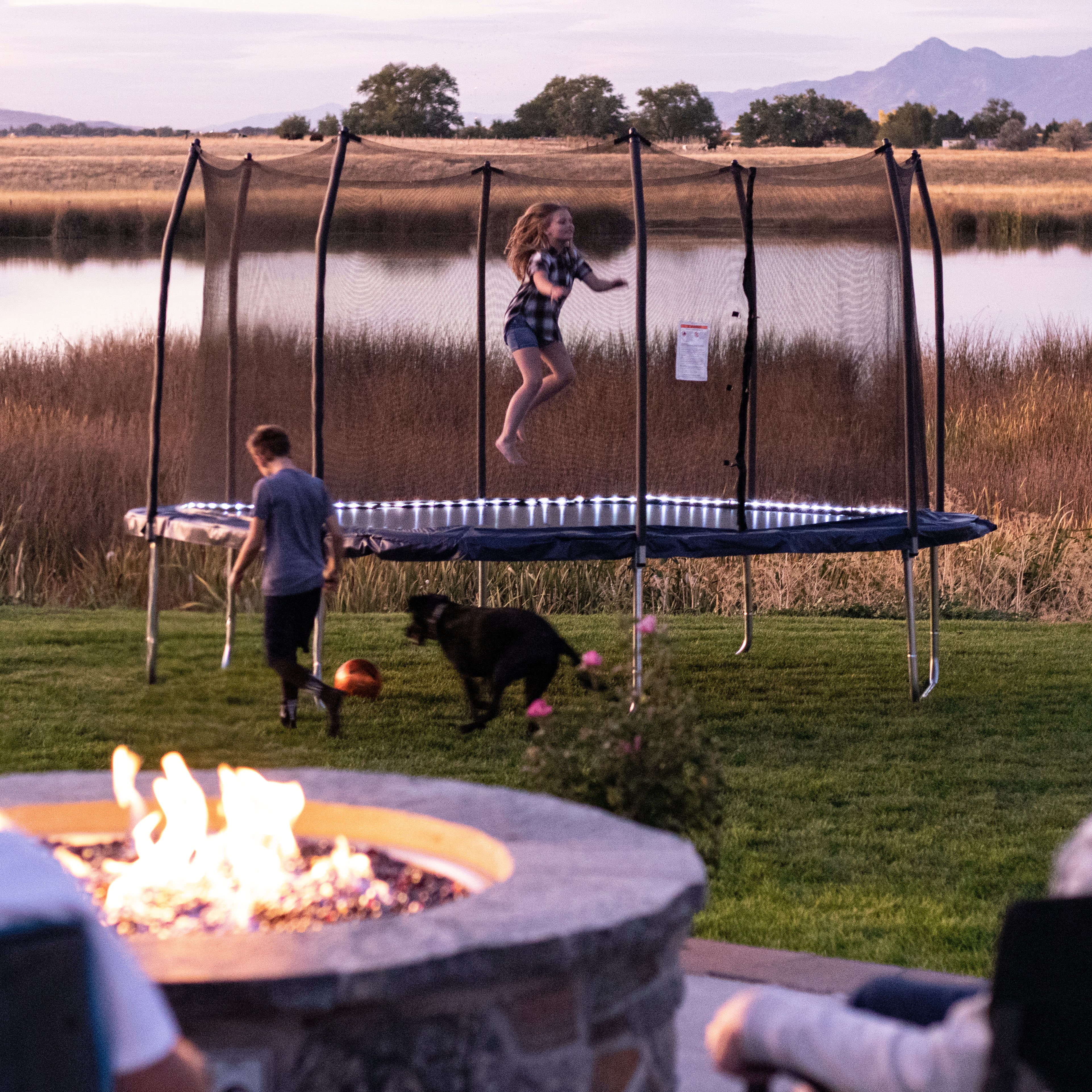 13' Square Trampoline with Lighted Spring Pad- Navy - Image 8