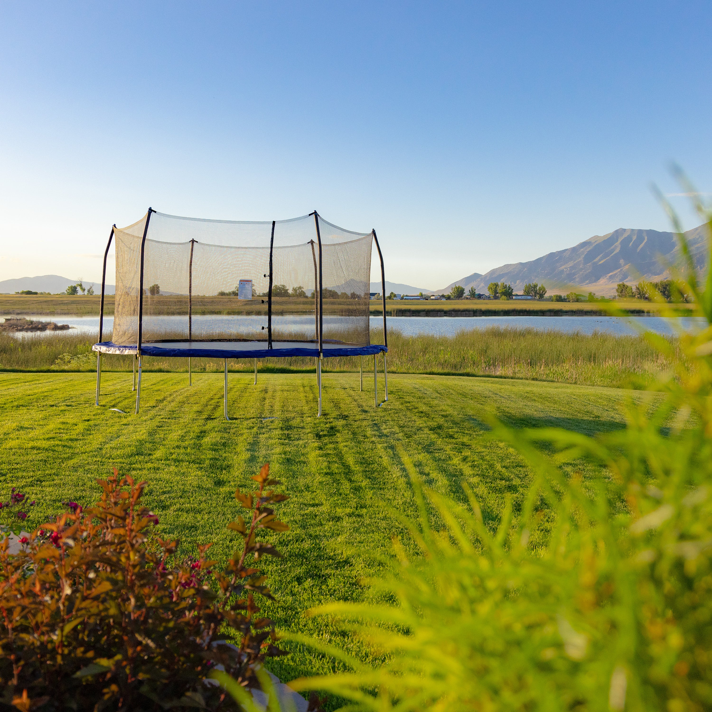 17' Oval Trampoline - Image 11