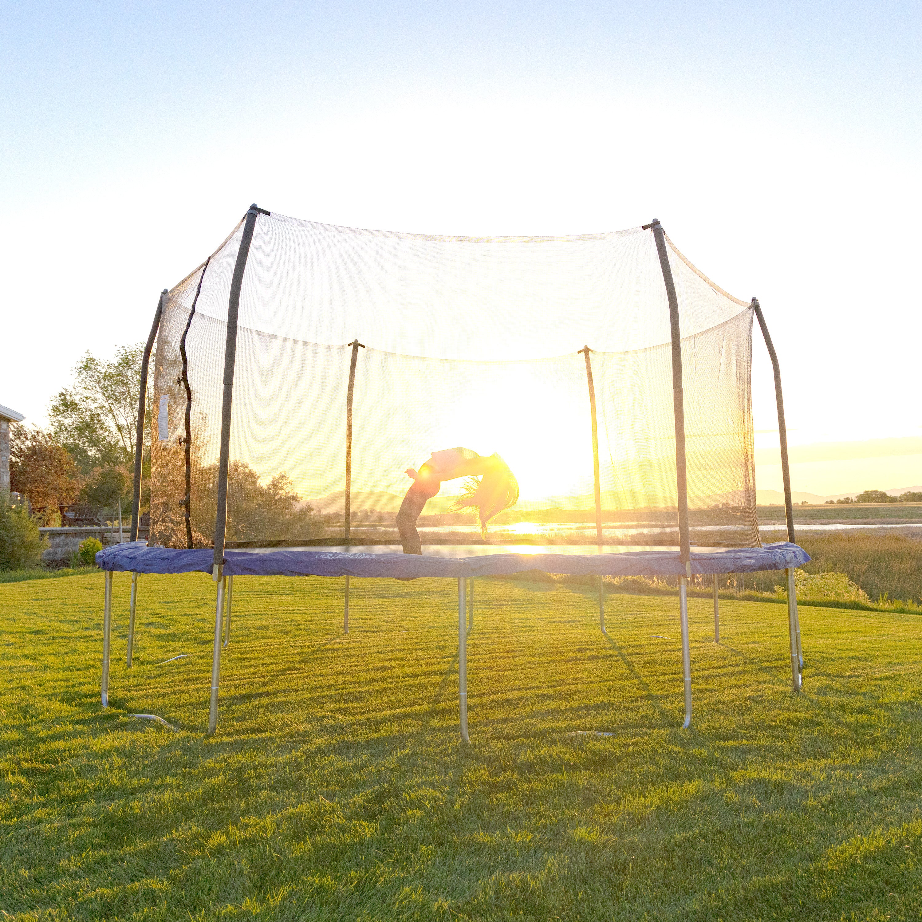 17' Oval Trampoline - Image 12
